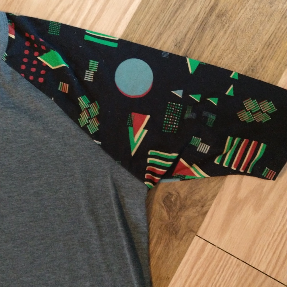 Lularoe Julia - Picture 2 of 3